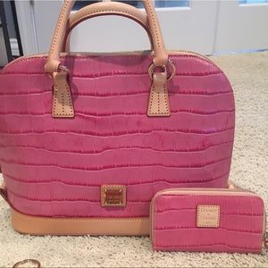 Dooney & Bourke Zip Zip Satchel & Accessories